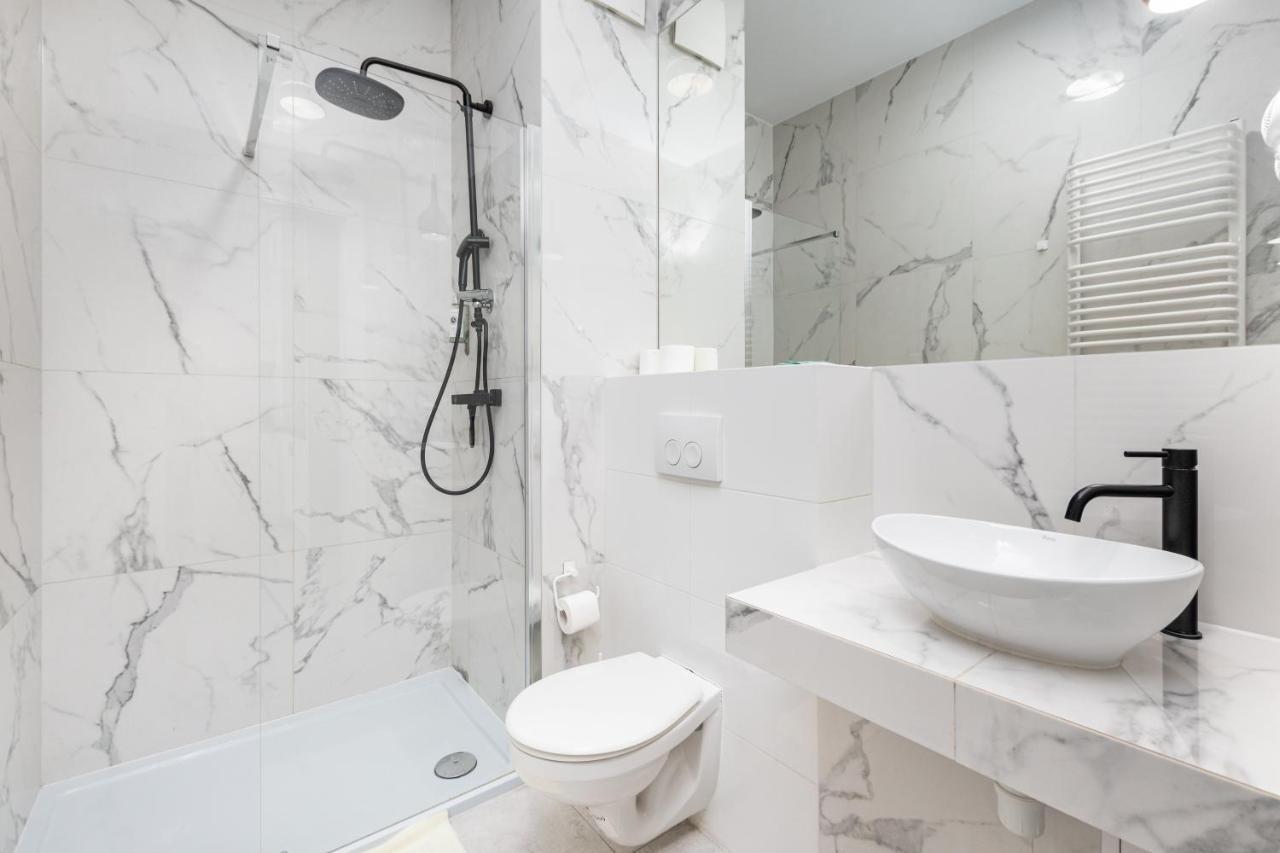 Apartament Prymasa Tysiąclecia 83A  Warszawa Zewnętrze zdjęcie